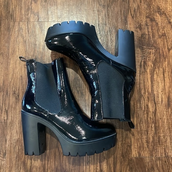 Seychelles Gracie Patent Leather Platform chunky ankle goth Boot 10 - Picture 2 of 16